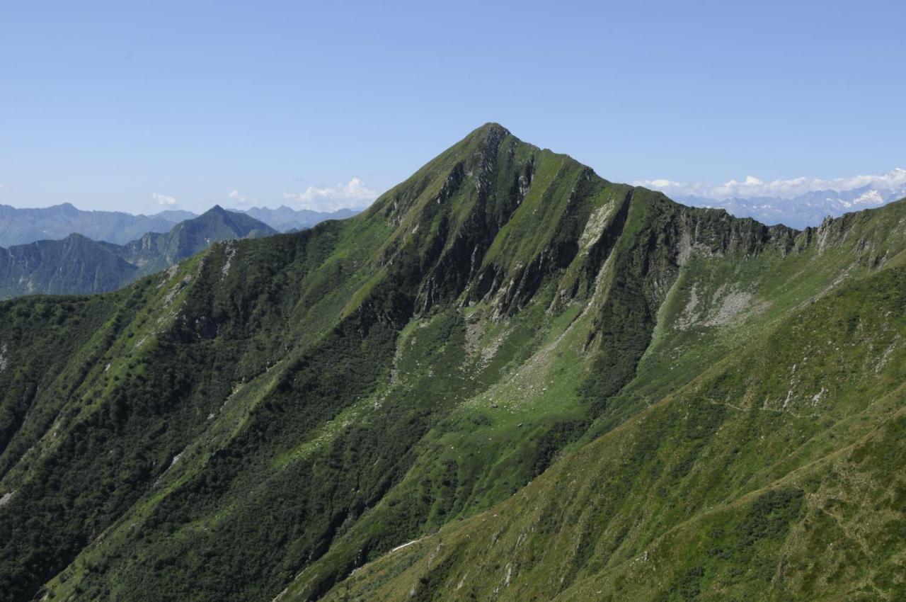 Rifugio Parpinasca Hostel Trontano Bagian luar foto