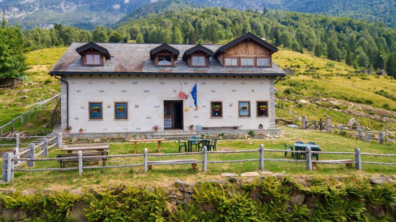 Rifugio Parpinasca Hostel Trontano Bagian luar foto