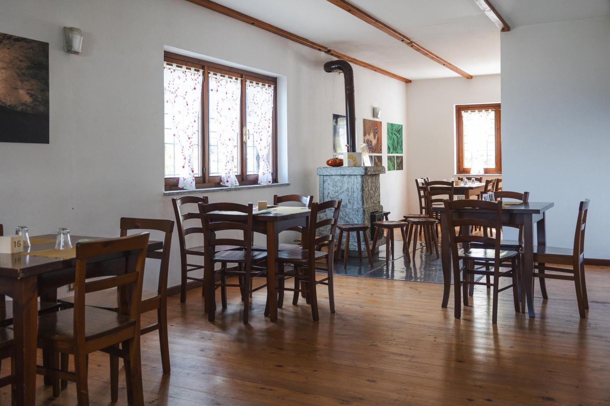 Rifugio Parpinasca Hostel Trontano Bagian luar foto